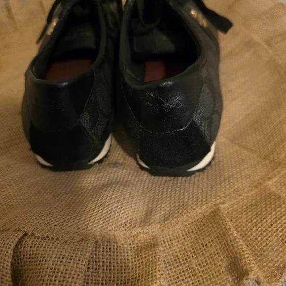 Coach Signature Ivy Leather Sneakers in black monogram pattern with suede toe - Picture 3 of 7